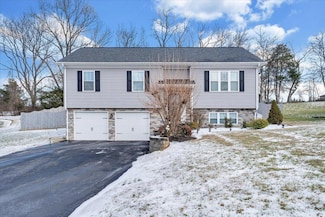 1322 Johnsbury Ct NE, Roanoke, VA 24019