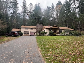 7755 Rogue River Hwy, Grants Pass, OR 97527