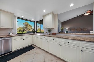 86 Sunrise Dr, Rancho Mirage, CA 92270