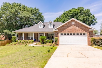606 Shoal River Dr, Crestview, FL 32539