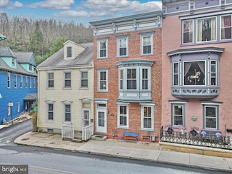 129 W Broadway, Jim Thorpe, PA 18229