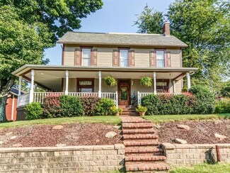 105 Old Little Creek Rd, Harmony, PA 16037