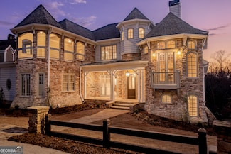 6756 Hedge Row Ln, Gainesville, GA 30506