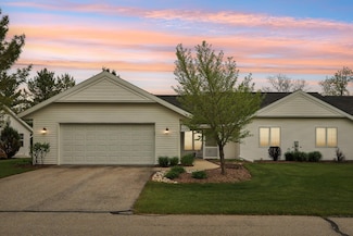 522 Otto Way, Elkhart Lake, WI 53020