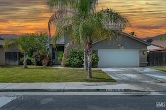 5213 San Martin Dr, Bakersfield, CA 93307