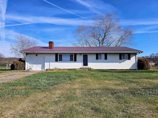 19377 Huntington Rd, Gallipolis Ferry, WV 25515