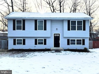12725 Bar Oak Dr, Waldorf, MD 20601