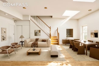 222 E 5th St Unit PHE, New York, NY 10003