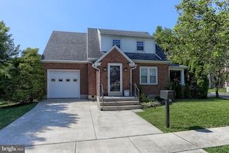 602 E Maple St, Annville, PA 17003