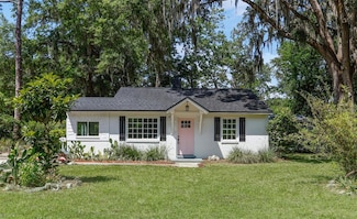 1040 NE 10th Ave, Gainesville, FL 32601