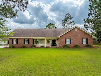 145 Wendy Ln, Fitzgerald, GA 31750
