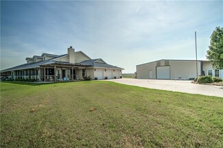 11200 S Air Port Rd, Union City, OK 73090