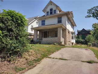 4019 Montgall Ave, Kansas City, MO 64130