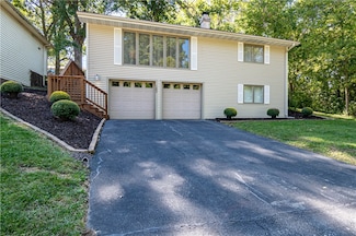 183 N Westdale Place, Decatur, IL 62522