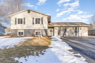 14185 Ensley Ct, Saint Paul, MN 55124