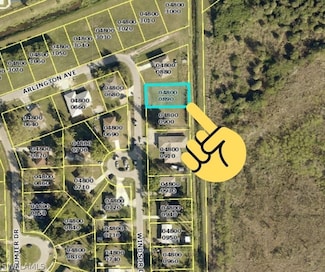 1015 Windsor Dr, Fort Myers, FL 33905