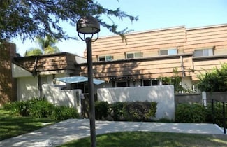 10175 Larwin Ave Unit 2, Chatsworth, CA 91311