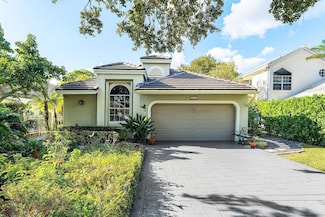 6861 Briarlake Cir, West Palm Beach, FL 33418