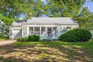 2520 E Aloma St, Wichita, KS 67211