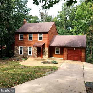 6484 Windham Ave, Alexandria, VA 22315