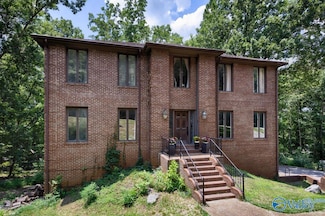 9046 Sugar Tree Trail SE, Huntsville, AL 35802