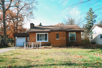 761 Carlton St, Muskegon, MI 49442