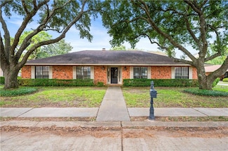 4008 Mayflower Blvd, Alexandria, LA 71303