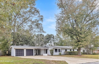 3647 Cumberland Dr, Moss Point, MS 39563