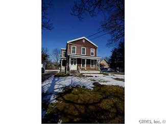 2719 E Brutus St, Weedsport, NY 13166