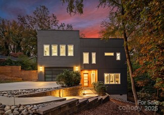 7223 Terrace Dr, Charlotte, NC 28211