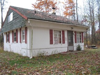 62020 Paradise Lake Rd, Vandalia, MI 49095
