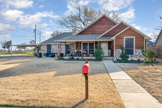 622 Brockett St, Aubrey, TX 76227