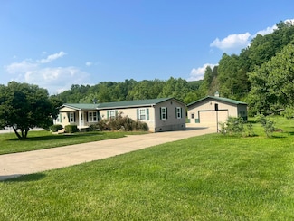 15563 State Route 207, Argillite, KY 41121