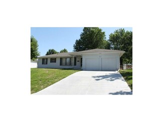 12813 E 49th Terrace S, Independence, MO 64055