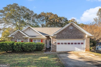 1020 Easy St, Winder, GA 30680