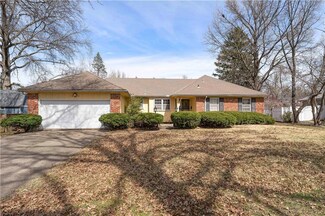 416 W 111th Terrace, Kansas City, MO 64114