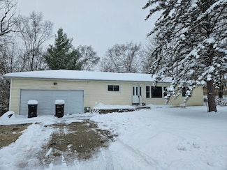 2503 N Freedom Dr, McHenry, IL 60050