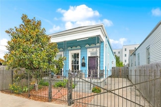 1607 N Villere St, New Orleans, LA 70116