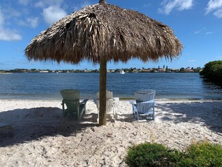 700 Scotia Dr Unit 303, Hypoluxo, FL 33462