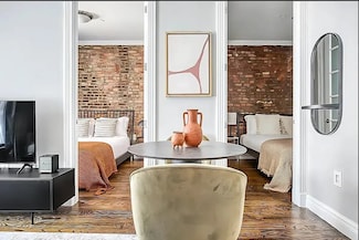 438 W 52nd St Unit 1 E, New York, NY 10019