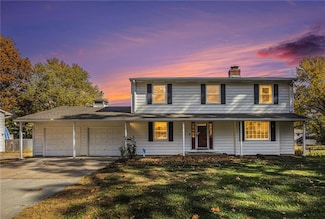 324 S Stevenson St, Olathe, KS 66061