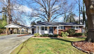 4869 Oglethorpe Place, Charlotte, NC 28209