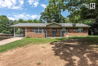 1245 N Mission Blvd, Fayetteville, AR 72701