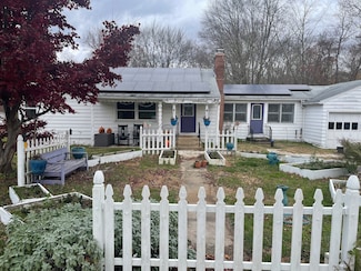 50 Haddam Neck Rd, East Hampton, CT 06424