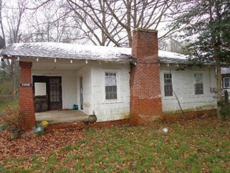 2906 Tecoma Dr, Knoxville, TN 37917