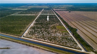 6845 7th Rd, Labelle, FL 33935