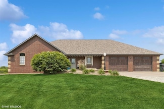 1191 Illinois Dr, Knoxville, IA 50138