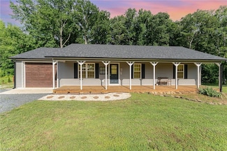 3774 Hoover Hill Rd, Trinity, NC 27370