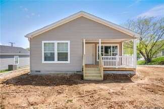 344 S Main St, Marengo, IN 47140