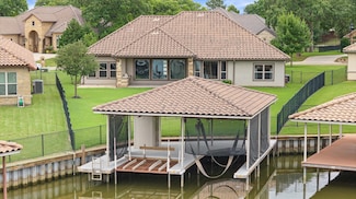 1209 Catalina Bay Blvd, Granbury, TX 76048